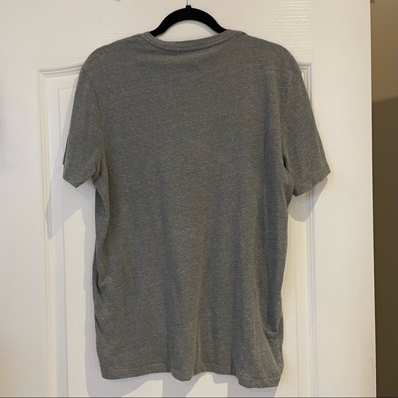 Old Navy tee - Picture 2 of 3